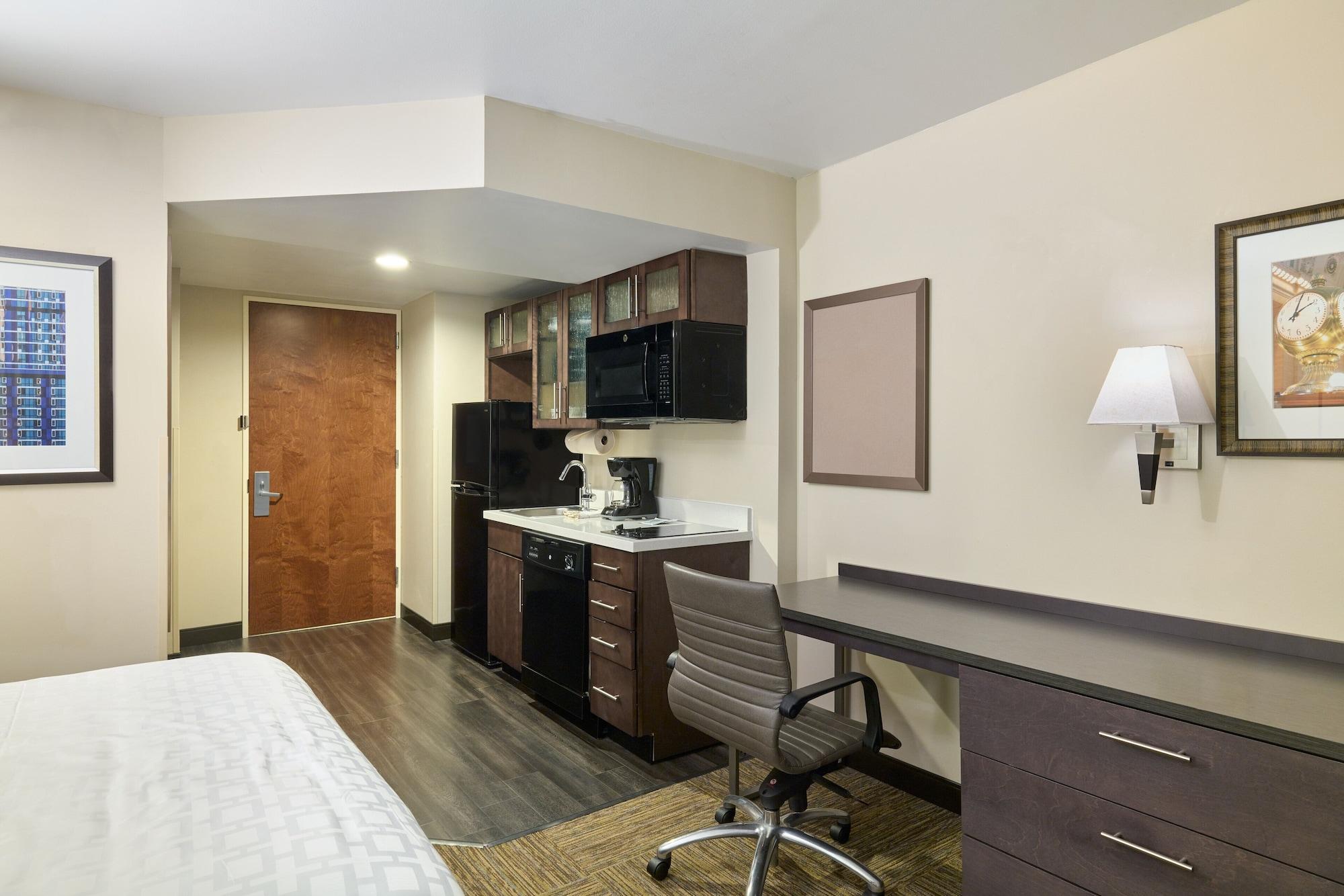 Candlewood Suites Nyc -Times Square By Ihg Ню Йорк Екстериор снимка