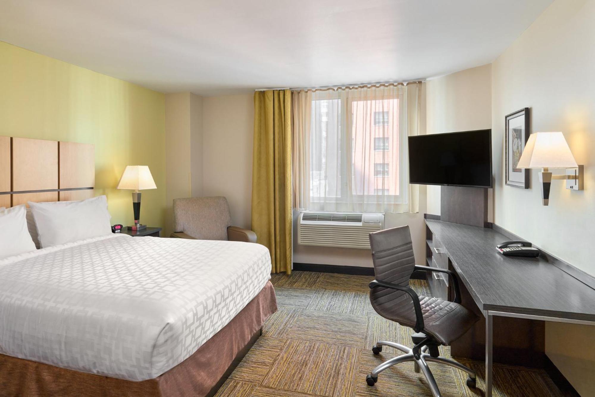 Candlewood Suites Nyc -Times Square By Ihg Ню Йорк Екстериор снимка