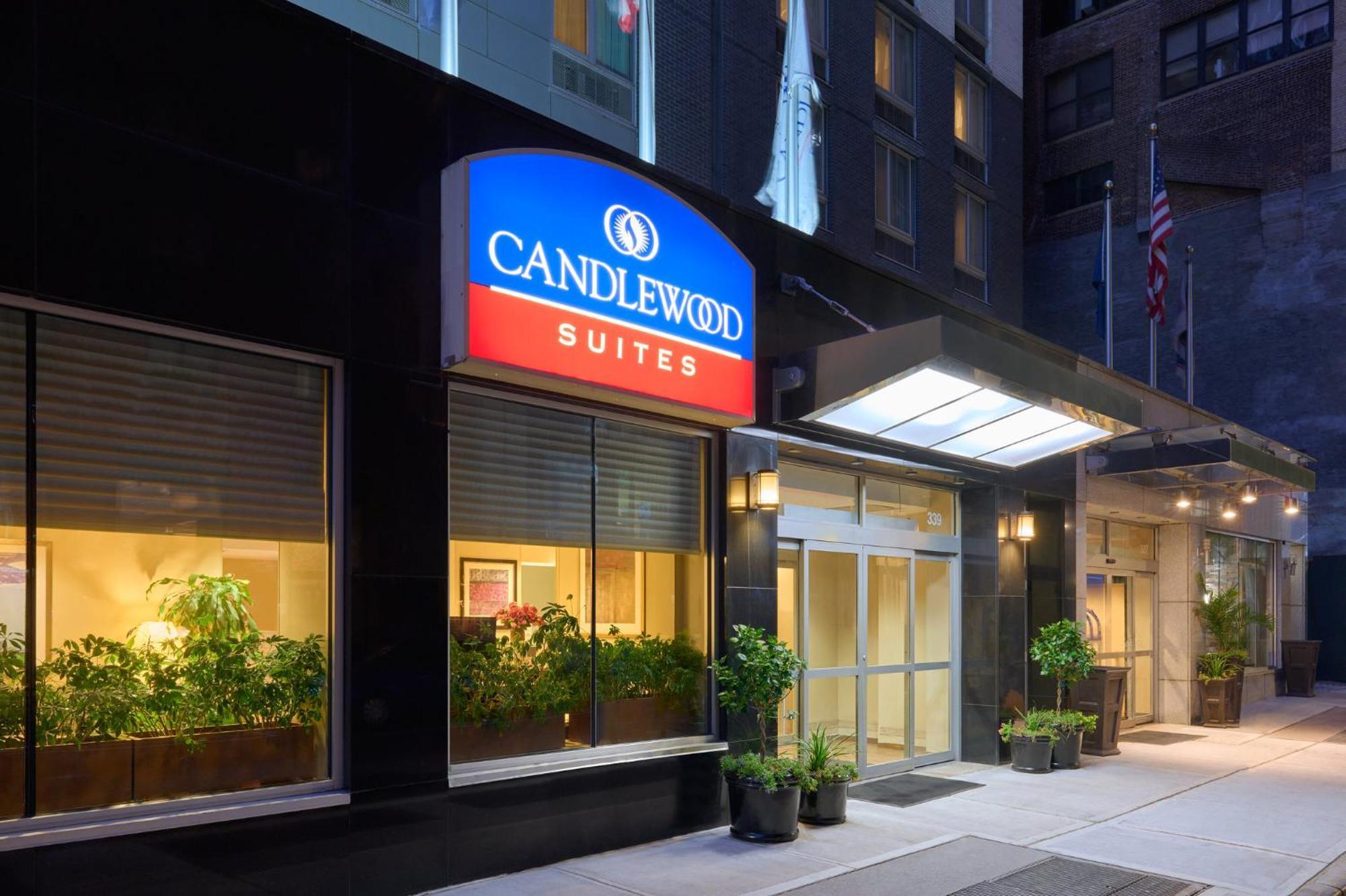 Candlewood Suites Nyc -Times Square By Ihg Ню Йорк Екстериор снимка